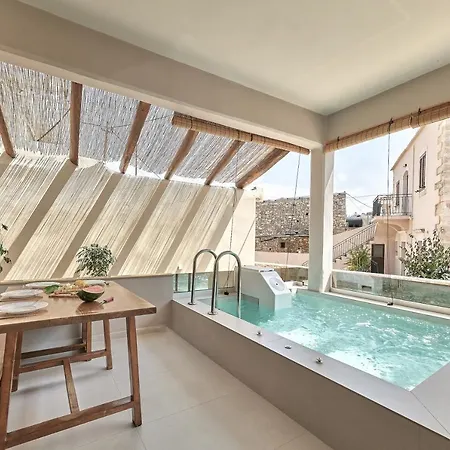 Villa 2 Bedroom With Heated Swimming Pool-spa Whirlpool-bbq! *